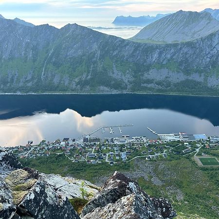 Kaikanten Gryllefjord 外观 照片