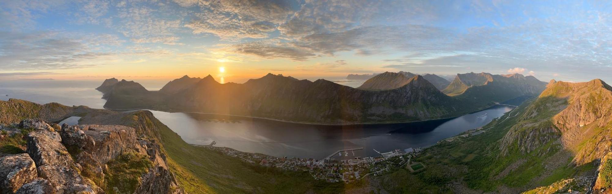 Kaikanten Gryllefjord 外观 照片