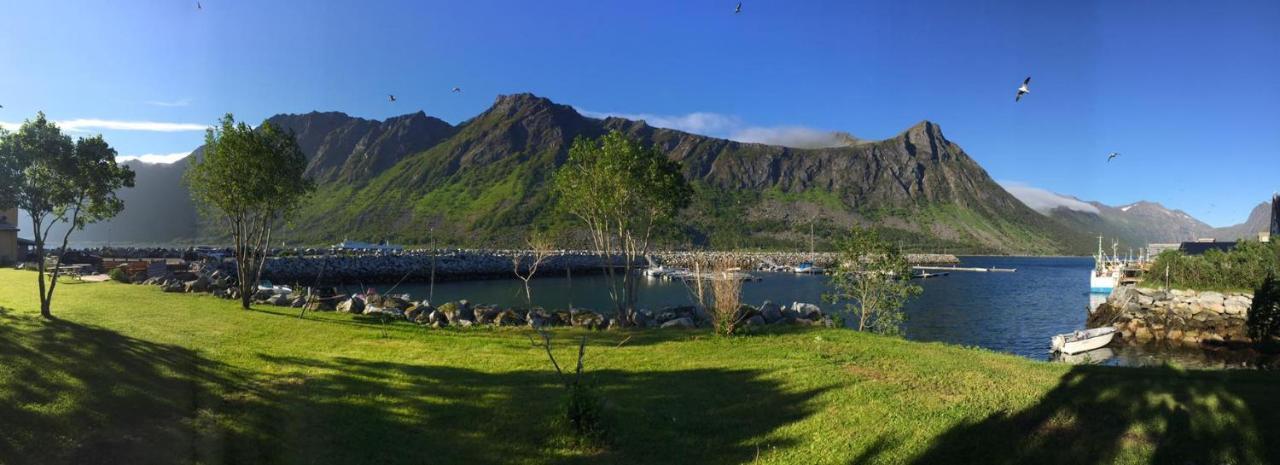 Kaikanten Gryllefjord 外观 照片